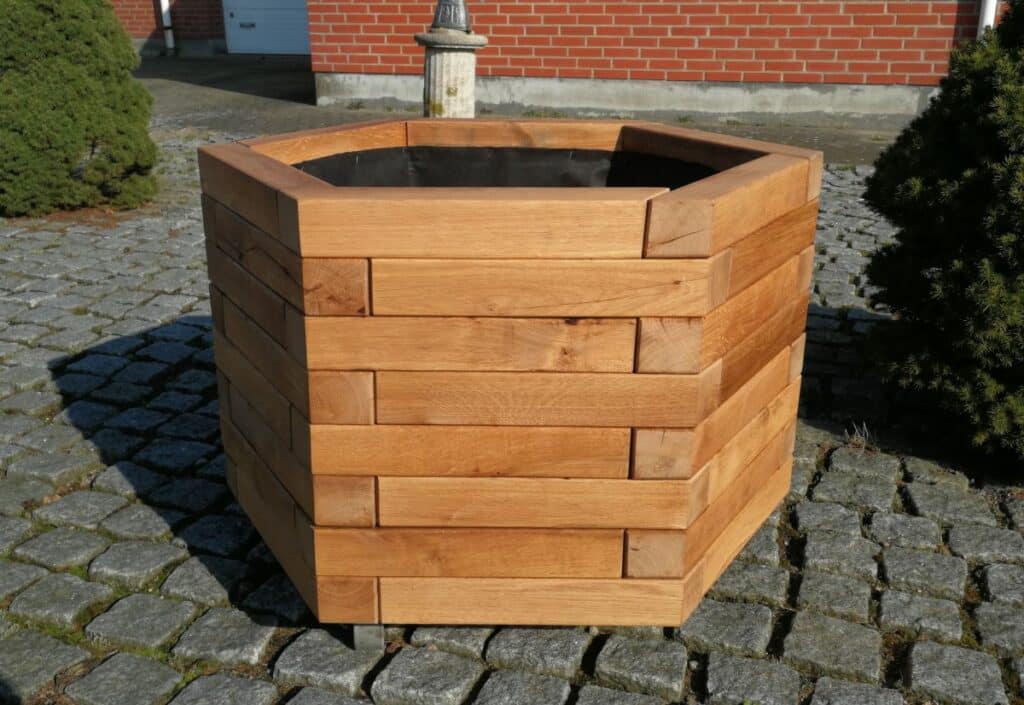 plantekasse med hjul